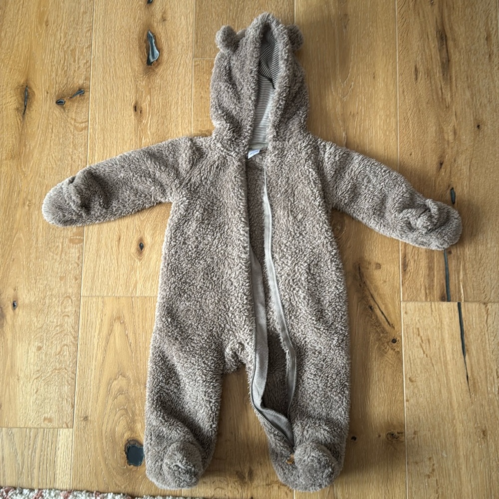 Bear Suit 9 months